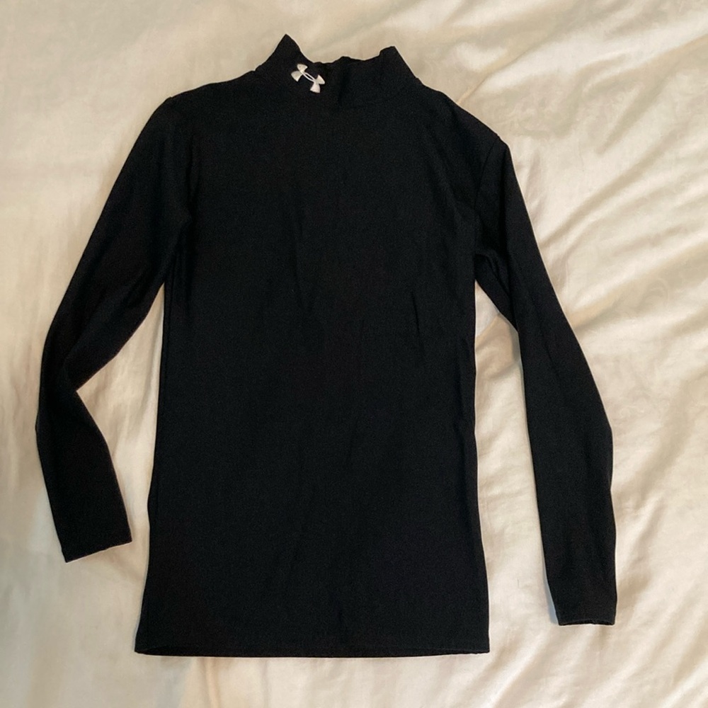 Under armour mock turtle neck long sleeve shirt